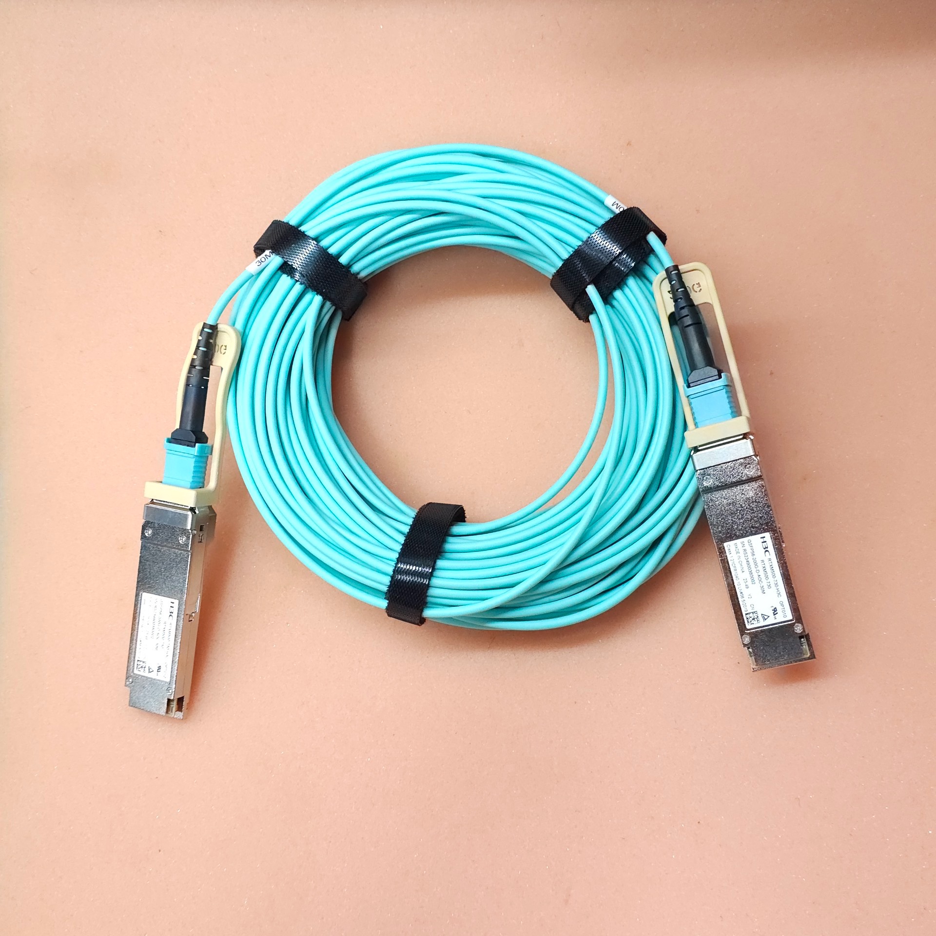H3C QSFP56200G-D-AOC-30M QSFP56 to QSFP56 AOC Cable 200G,QSFP56,Active Optical Cable Assembly,30m,AOC